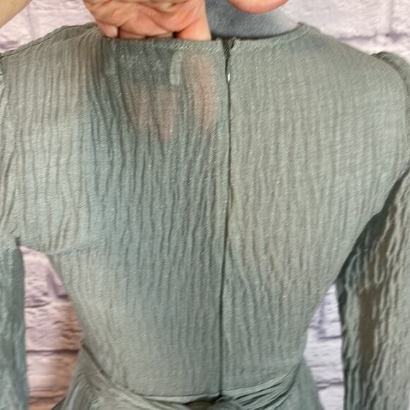 NWOT Aura ruffle mini dress - Picture 3 of 10